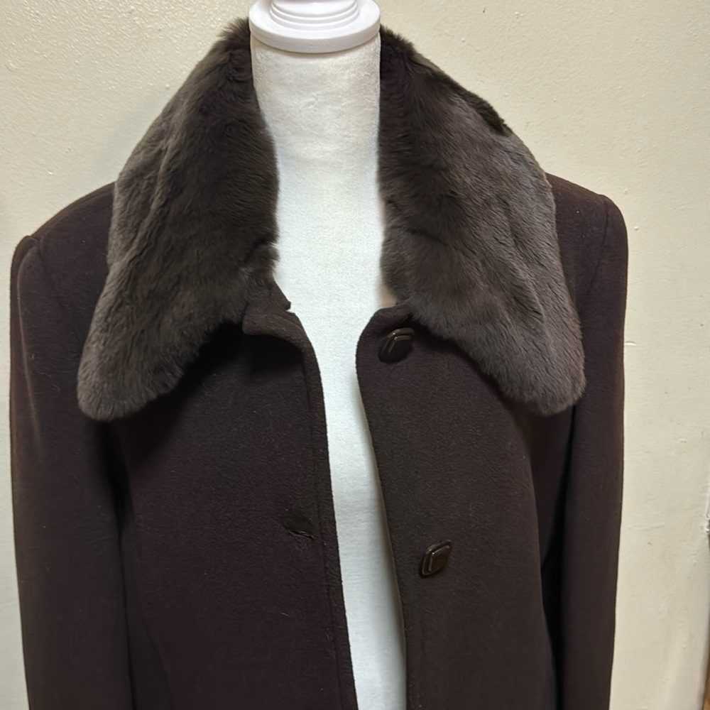 Women’s Fur Collar Coat